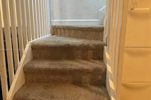 1043 SE 23rd Ave, Homestead, FL 33035 - Photo 9