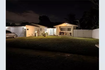 661 SW 67th Ave, Pembroke Pines, FL 33023 - Photo 3