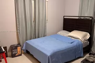 661 SW 67th Ave, Pembroke Pines, FL 33023 - Photo 19