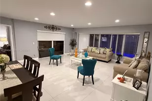 661 SW 67th Ave, Pembroke Pines, FL 33023 - Photo 9