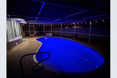 661 SW 67th Ave, Pembroke Pines, FL 33023 - Photo 25