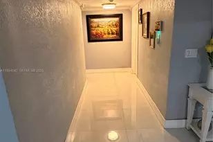 661 SW 67th Ave, Pembroke Pines, FL 33023 - Photo 13