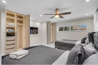 1045 Hollywood Blvd, Hollywood, FL 33019 - Photo 25