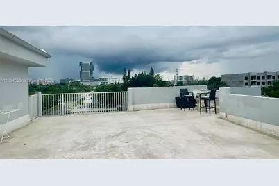 329 SE 3rd St #502S, Hallandale Beach, FL 33009 - Photo 47