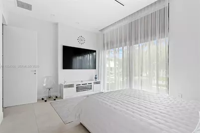 311 SE 189th St., Sunny Isles Beach, FL 33160 - Photo 45