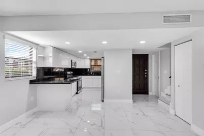 5061 W 12th Ln #., Hialeah, FL 33012 - Photo 3