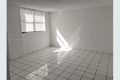 1623 Collins Ave #218, Miami Beach, FL 33139 - Photo 11