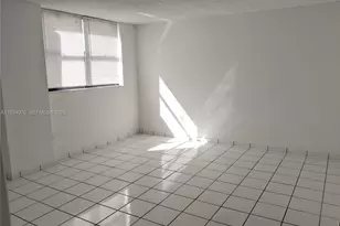 1623 Collins Ave, Miami Beach, FL 33139 - Photo 11