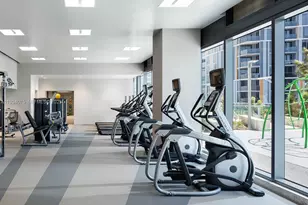 68 SE 6th St, Miami, FL 33131 - Photo 35