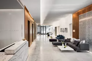 68 SE 6th St, Miami, FL 33131 - Photo 39