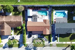 2711 SW 117th Ct, Miami, FL 33175 - Photo 3