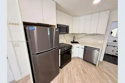 1029 NW 28th St #2, Miami, FL 33127 - Photo 3
