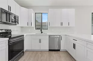 241 SW 4th St, Dania Beach, FL 33004 - Photo 17