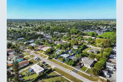 919 NE 13th St, Homestead, FL 33030 - Photo 5