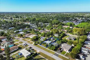 919 NE 13th St, Homestead, FL 33030 - Photo 5