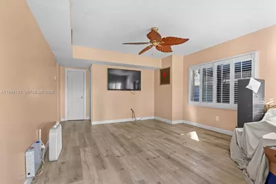 919 NE 13th St, Homestead, FL 33030 - Photo 43