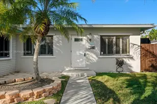 919 NE 13th St, Homestead, FL 33030 - Photo 3