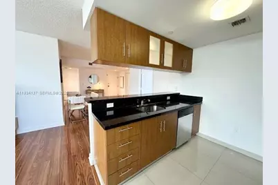 601 NE 23rd St #1106, Miami, FL 33137 - Photo 5