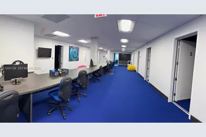 5465 NW 36th St, Miami Springs, FL 33166 - Photo 45