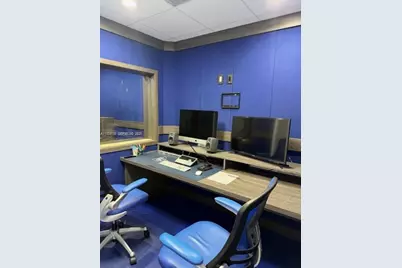 5465 NW 36th St, Miami Springs, FL 33166 - Photo 39