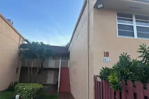 9974 SW 88th St, Miami, FL 33176 - Photo 3