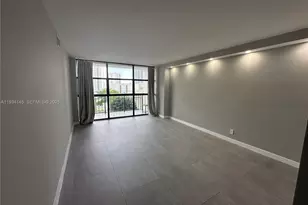 600 Parkview Dr, Hallandale Beach, FL 33009 - Photo 13