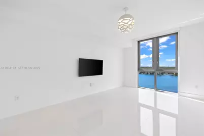 17111 Biscayne Blvd #1110, North Miami Beach, FL 33160 - Photo 41