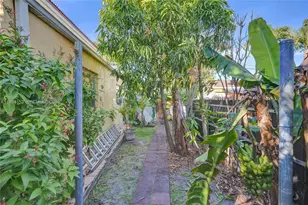 4141 W 4th Ave, Hialeah, FL 33012 - Photo 25