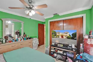 4141 W 4th Ave, Hialeah, FL 33012 - Photo 11