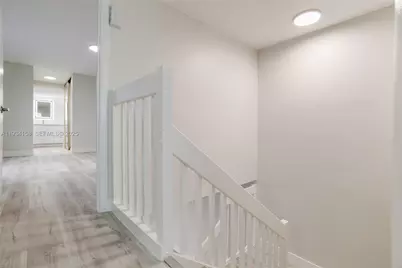 1170 SW 118th Ter, Davie, FL 33325 - Photo 23