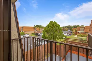 1170 SW 118th Terrace, Davie, FL 33325 - Photo 37