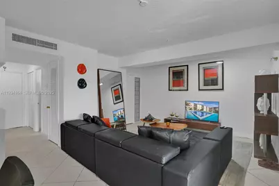1780 NE 191st St #304-2, Miami, FL 33179 - Photo 9