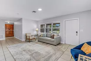 312 NW 35th St, Oakland Park, FL 33309 - Photo 7