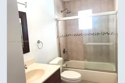 9355 Fontainebleau Blvd #C105, Miami, FL 33172 - Photo 15