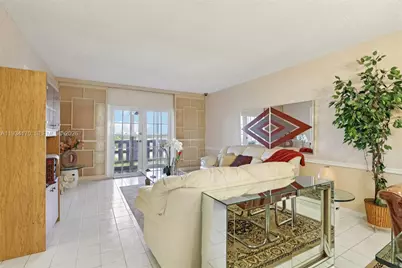 4350 Hillcrest Dr #702, Hollywood, FL 33021 - Photo 29