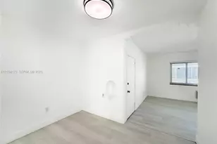955 Bay Dr, Miami Beach, FL 33141 - Photo 21