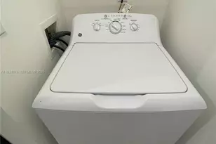 6851 SW 44th St, Miami, FL 33155 - Photo 9