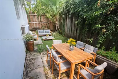 915 NE 16th Ter #4, Fort Lauderdale, FL 33304 - Photo 19