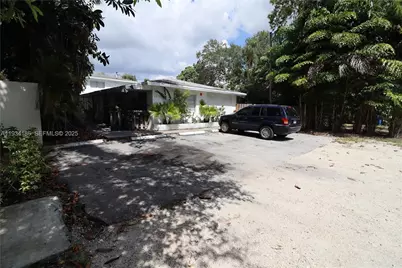 915 NE 16th Ter #4, Fort Lauderdale, FL 33304 - Photo 37