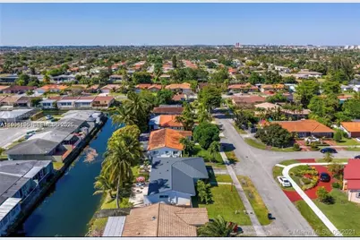 2100 SW 100th Ave, Miami, FL 33165 - Photo 19