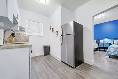 1029 SW 5th St #13, Miami, FL 33130 - Photo 11