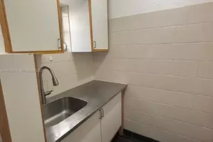 920 Euclid Ave, Miami Beach, FL 33139 - Photo 3