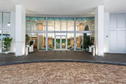 90 SW 3rd St #2109, Miami, FL 33130 - Photo 5