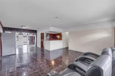 1361 NW 111th St, Miami, FL 33167 - Photo 19