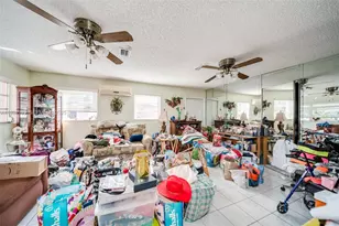 854 E 24th St, Hialeah, FL 33013 - Photo 15