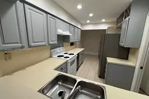 11349 SW 85th Ln, Miami, FL 33173 - Photo 5