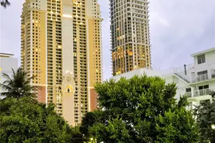 250 180th Dr, Sunny Isles Beach, FL 33160 - Photo 13