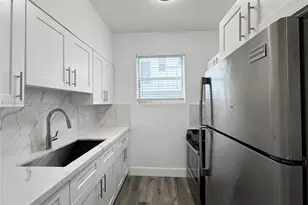 900 Jefferson Ave, Miami Beach, FL 33139 - Photo 11