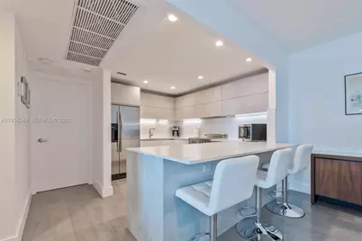 2301 Collins Ave #507, Miami Beach, FL 33139 - Photo 7
