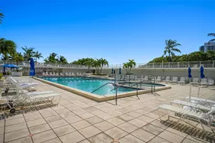 4747 Collins Ave, Miami Beach, FL 33140 - Photo 23